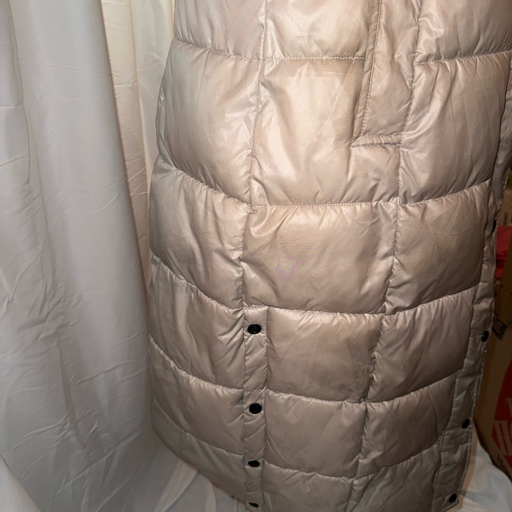 Steve Madden Women's Long Metallic Puffer Coat - Picture 4 of 11
